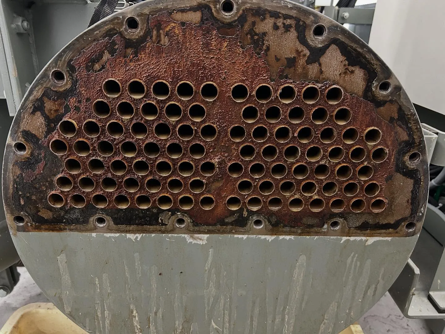 水冷冷凍機高圧異常