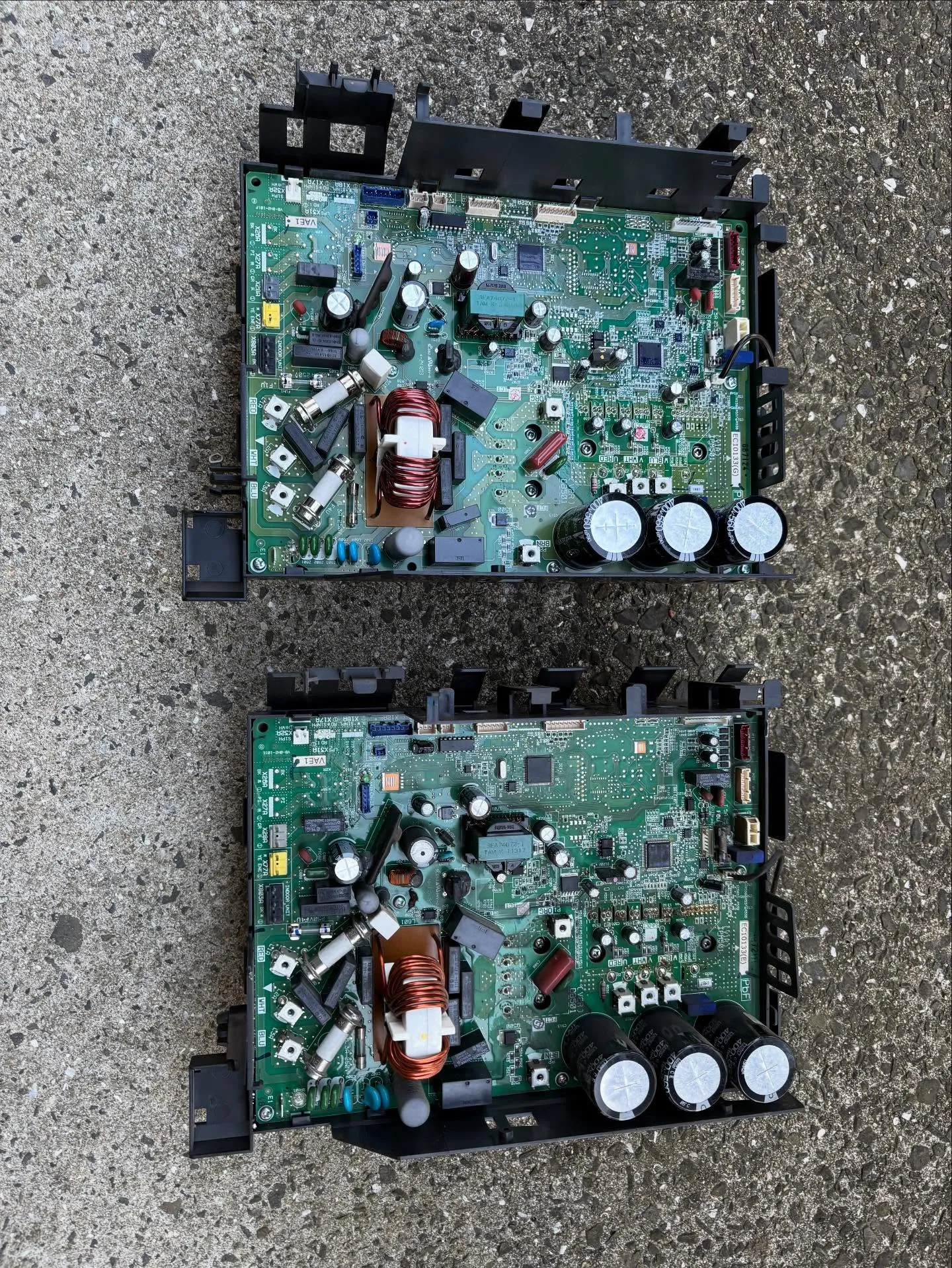 床置き空調機圧縮機異常停止